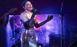 Bergüzar Korel Yıllar Sonra Sahnede: Kendimi Hiç Bu Kadar Kaybolmuş Hissetmemiştim