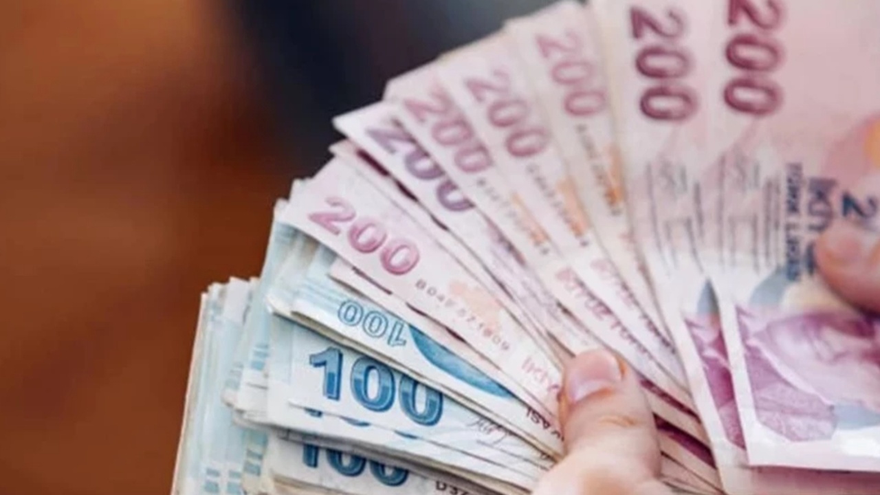 Emekliye Çift Maaş Fırsatı! Resmen Açıklandı