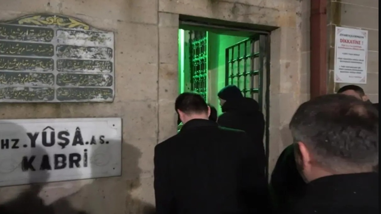 İstanbul’un En Çok Ziyaret Edilen Noktasında ‘Ücretli Abdest’ Dönemi mi Başladı?