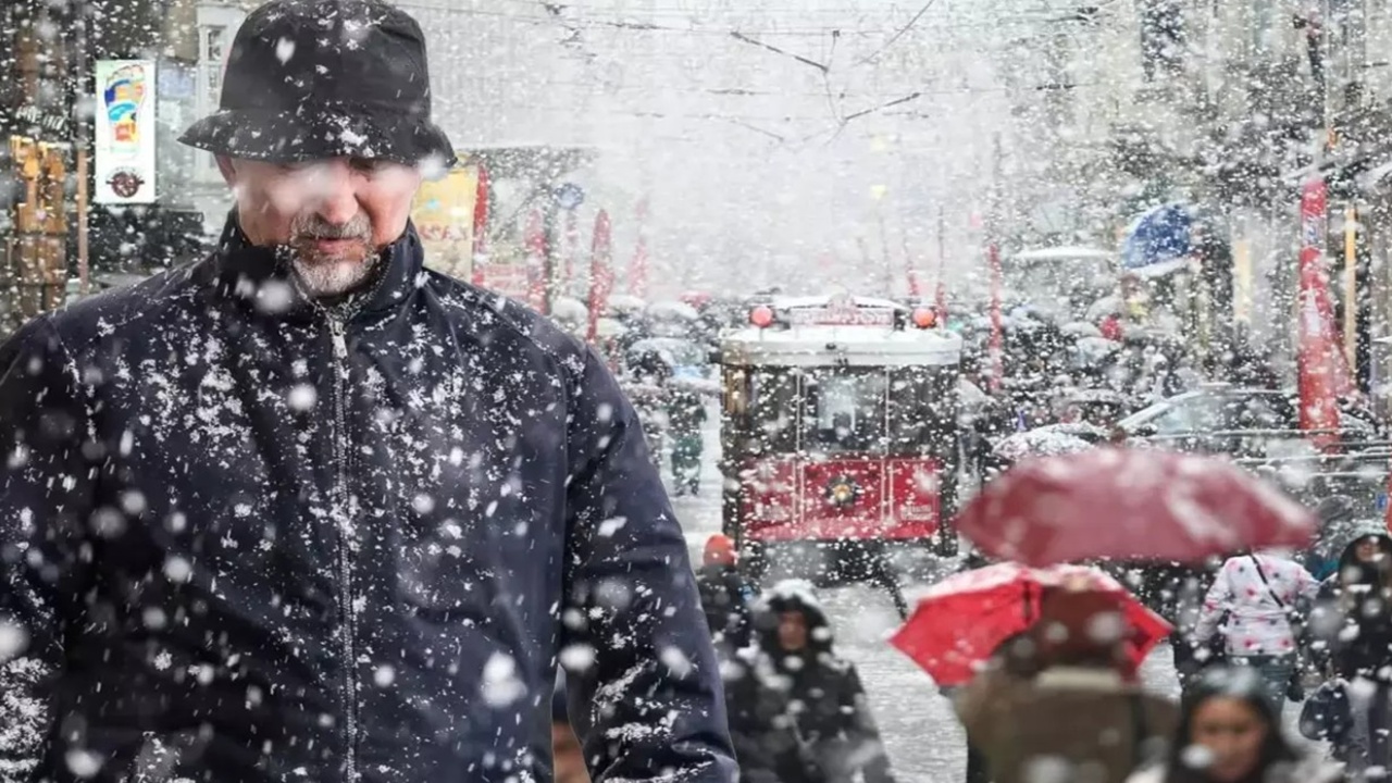 Meteoroloji Genel Müdürlüğü Uyardı: 3 İlde Kuvvetli Kar, İstanbul’a Tarih Verildi