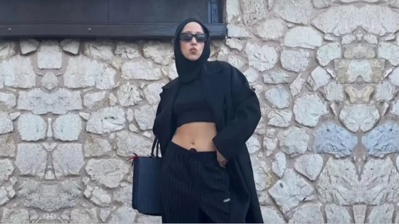 Zeynep Bastık’ın Paylaşımı Sosyal Medyada Tartışma Yarattı